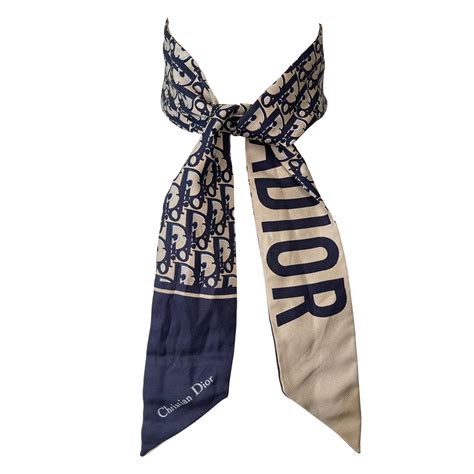 foulard dior oblique|dior oblique mitzah scarf.